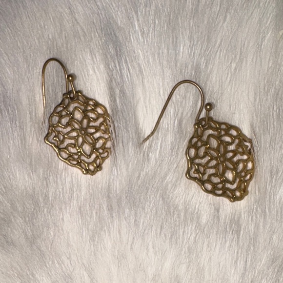 Lia Sophia Jewelry - Gold Filigree Earrings